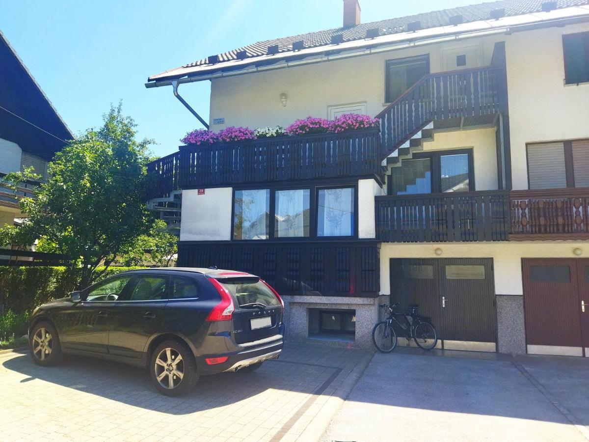 Apartma Vojvoda ボーヒニ エクステリア 写真
